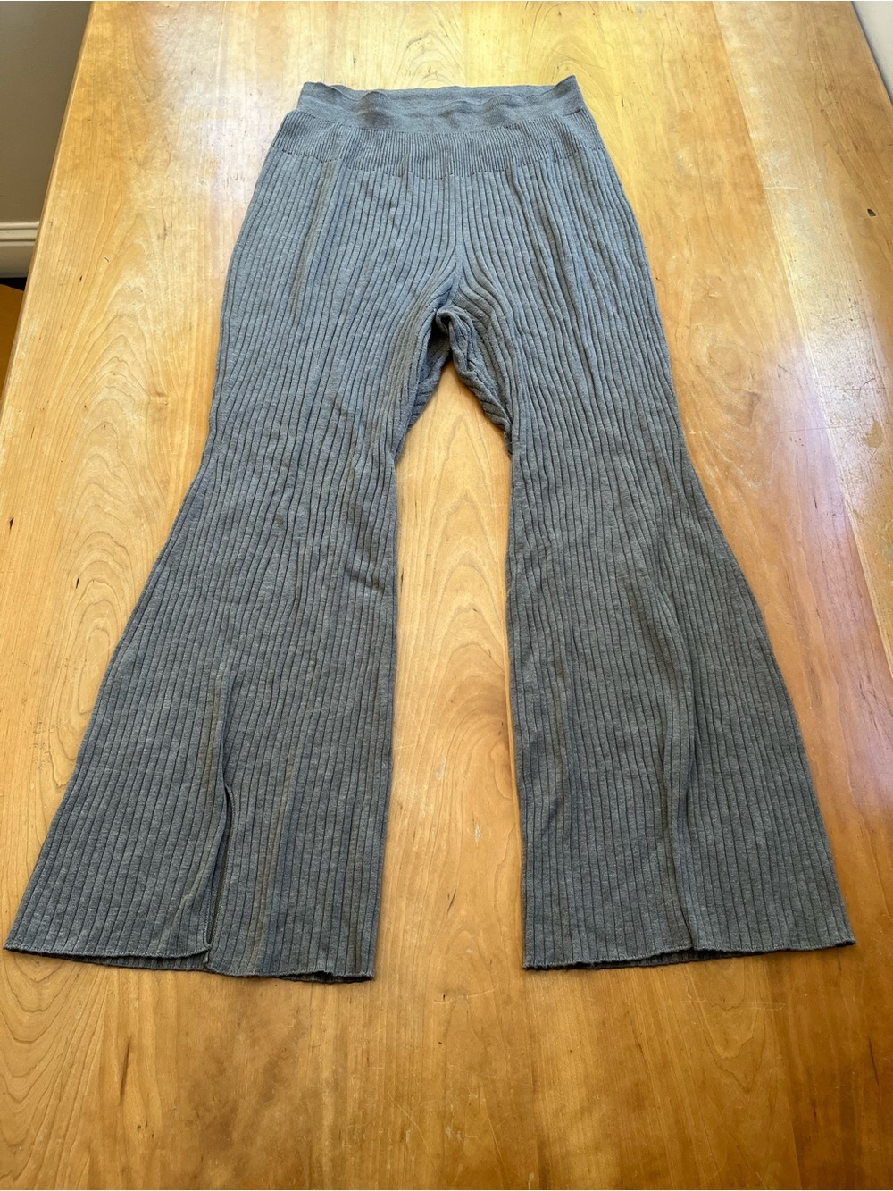 Uniqlo - Ribbed Knit Flare Bottoms - Grey - Size L